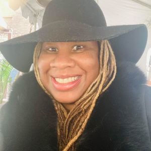 Meet your Posher, Robin